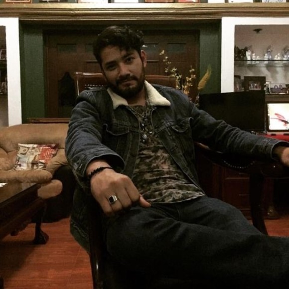 Meet your Posher, Paco - Picture 1 of 1